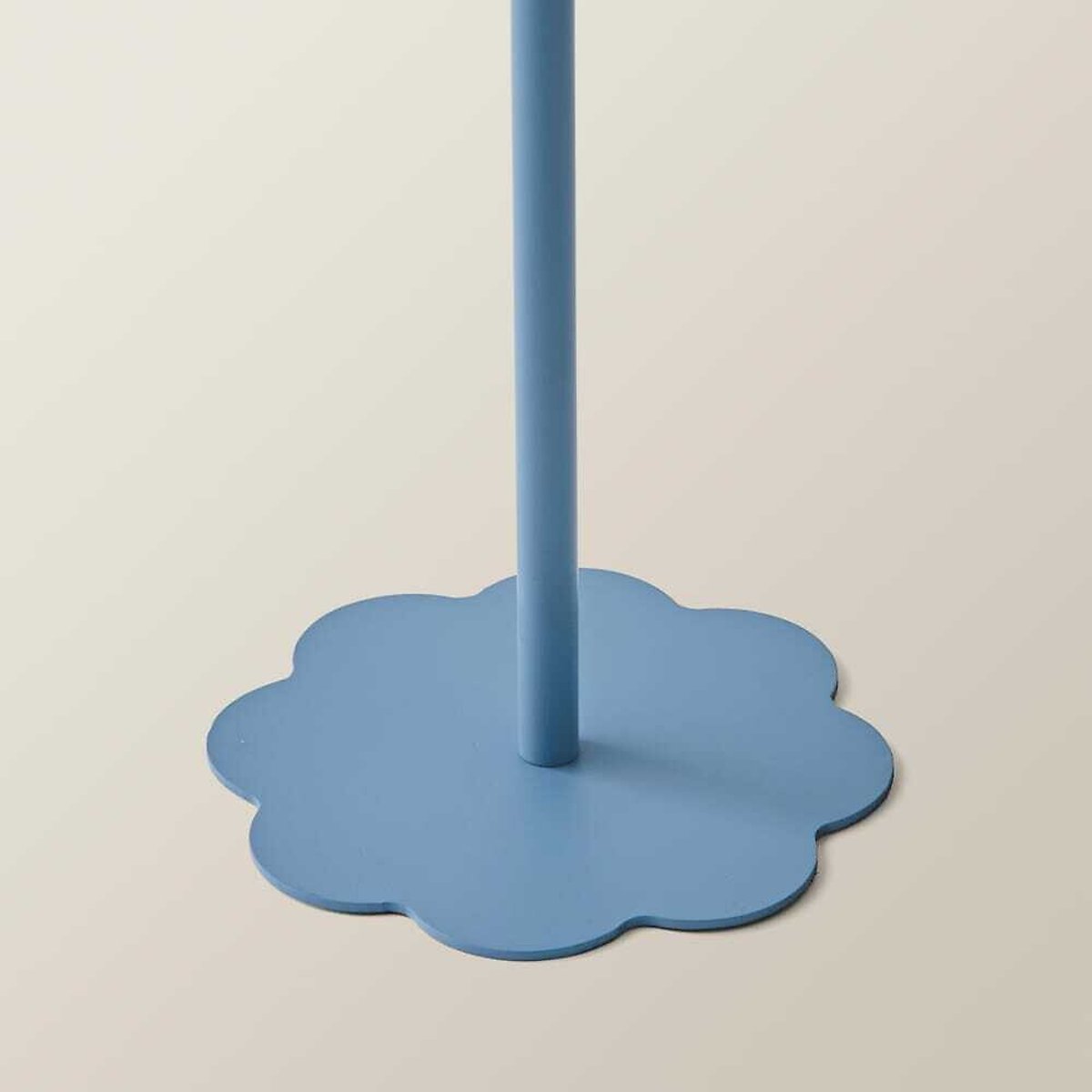 Hettie Rechargeable Metal Scallop Table Light blue, SO'HOME