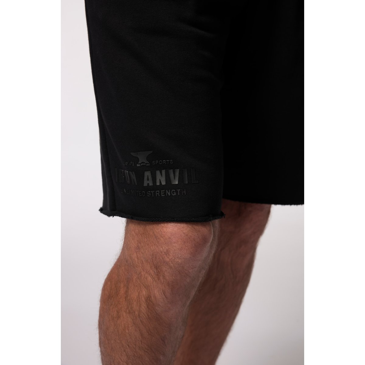 Bermuda en molleton Iron Anvil noir, JP1880