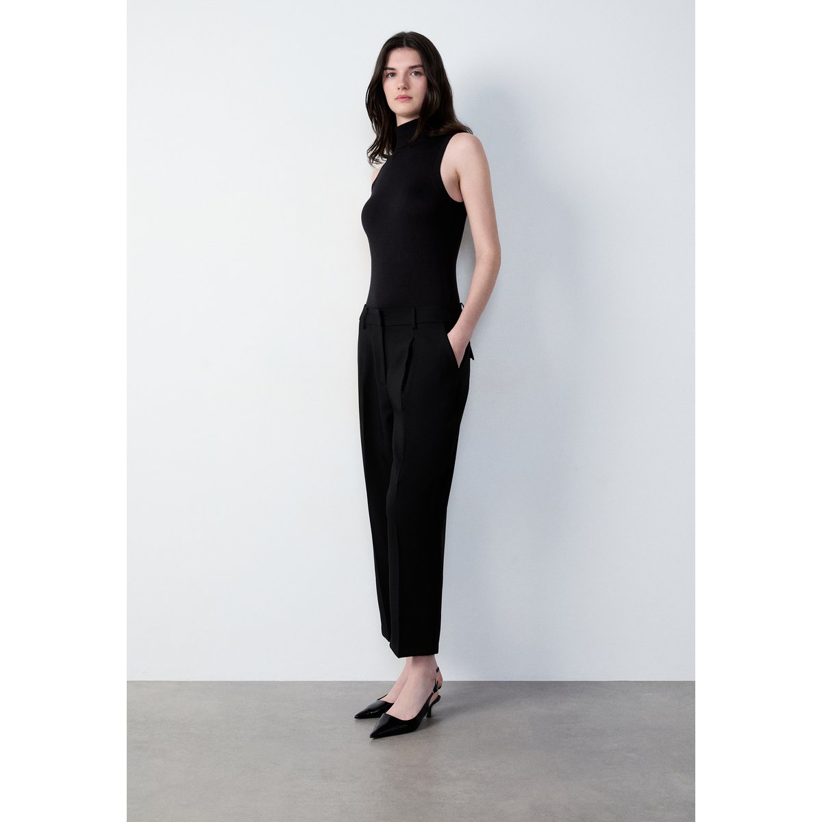 Pantalon coupe carotte ECARE noir, ETAM