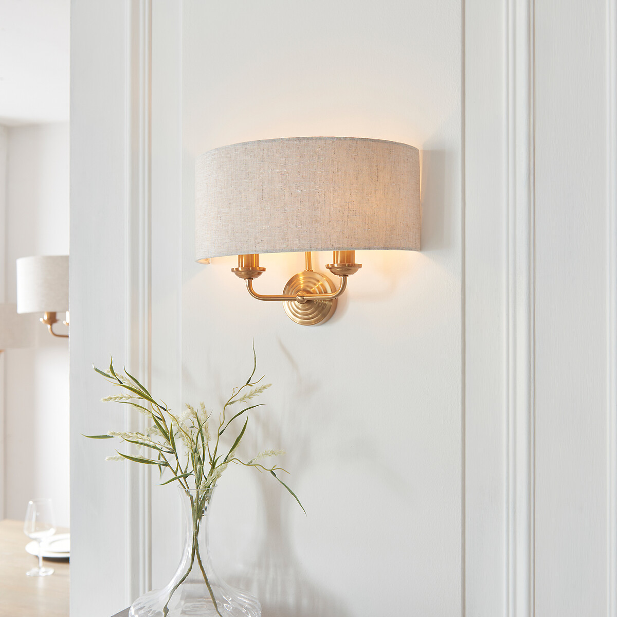 Harrington 2-Light Wall Light in Vintage Brass natural, ÉDITÉ