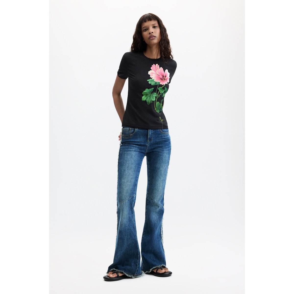 T-shirt imprimé à fleurs noir, DESIGUAL