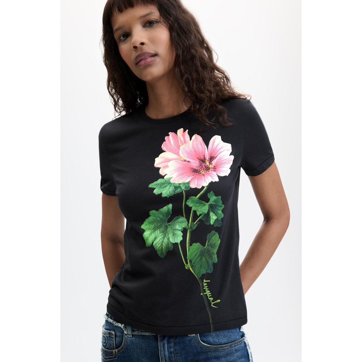 T-shirt imprimé à fleurs noir, DESIGUAL
