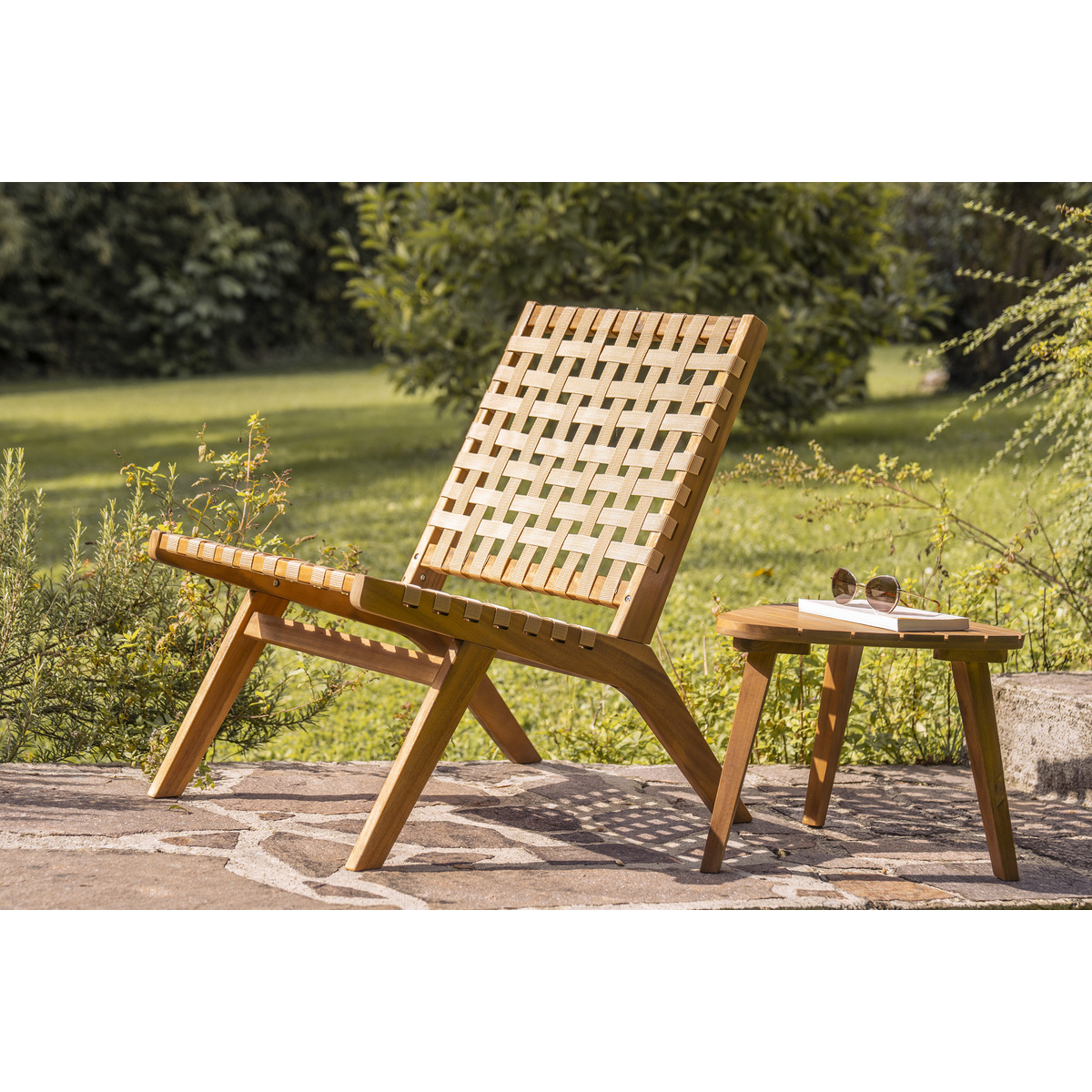 Fauteuil lounge en bois massif et sangles beiges LUCEA naturel, MILIBOO