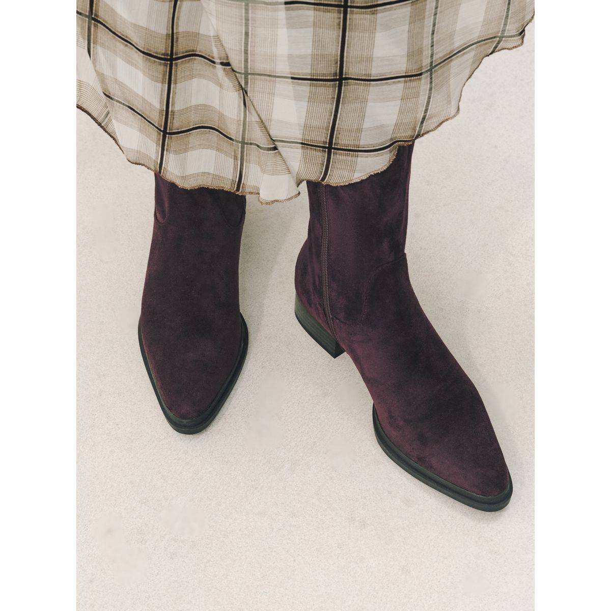 Bottes souples hauteur genou à bout ciselé marron chocolat, NEXT