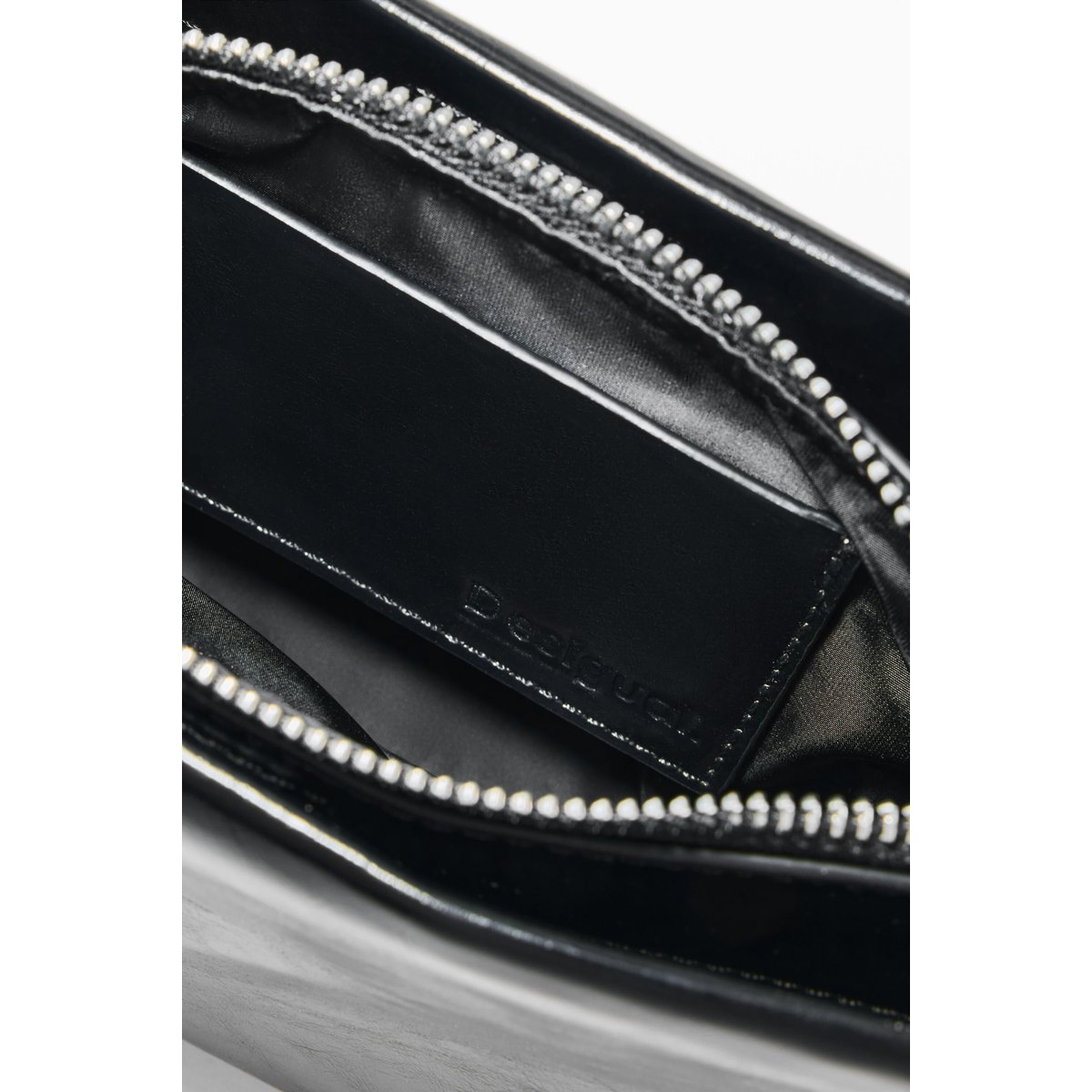Sac moyen effet cuir charm noir, DESIGUAL
