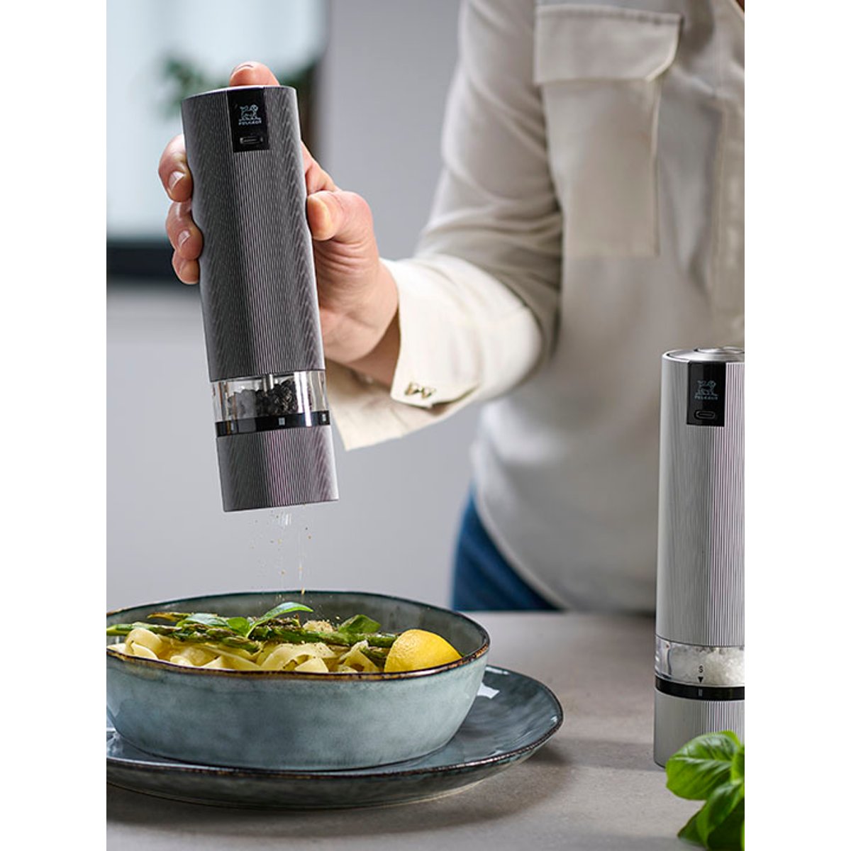 Moulin à poivre électrique rechargeable carbone, PEUGEOT