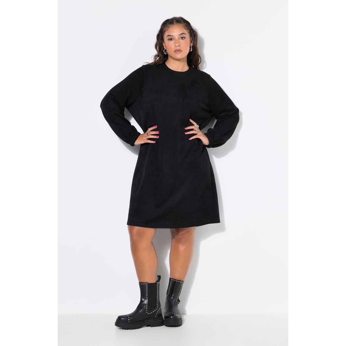 Robe en daim, coupe oversize noir, STUDIO UNTOLD