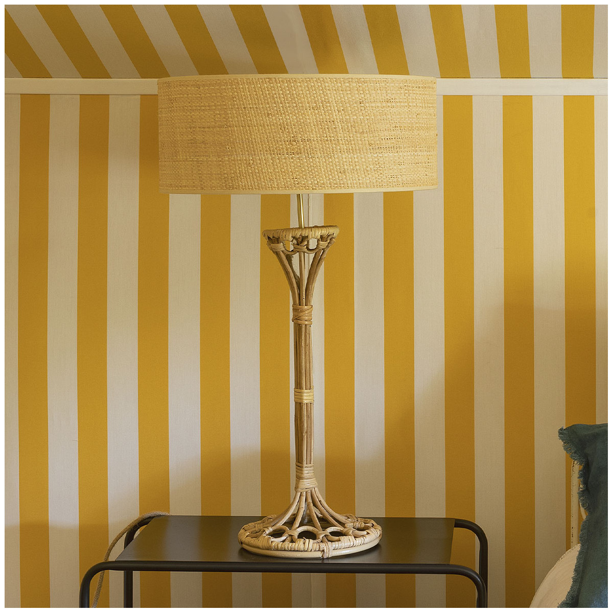 Pied de lampe en rotin beige, BLANC D’IVOIRE