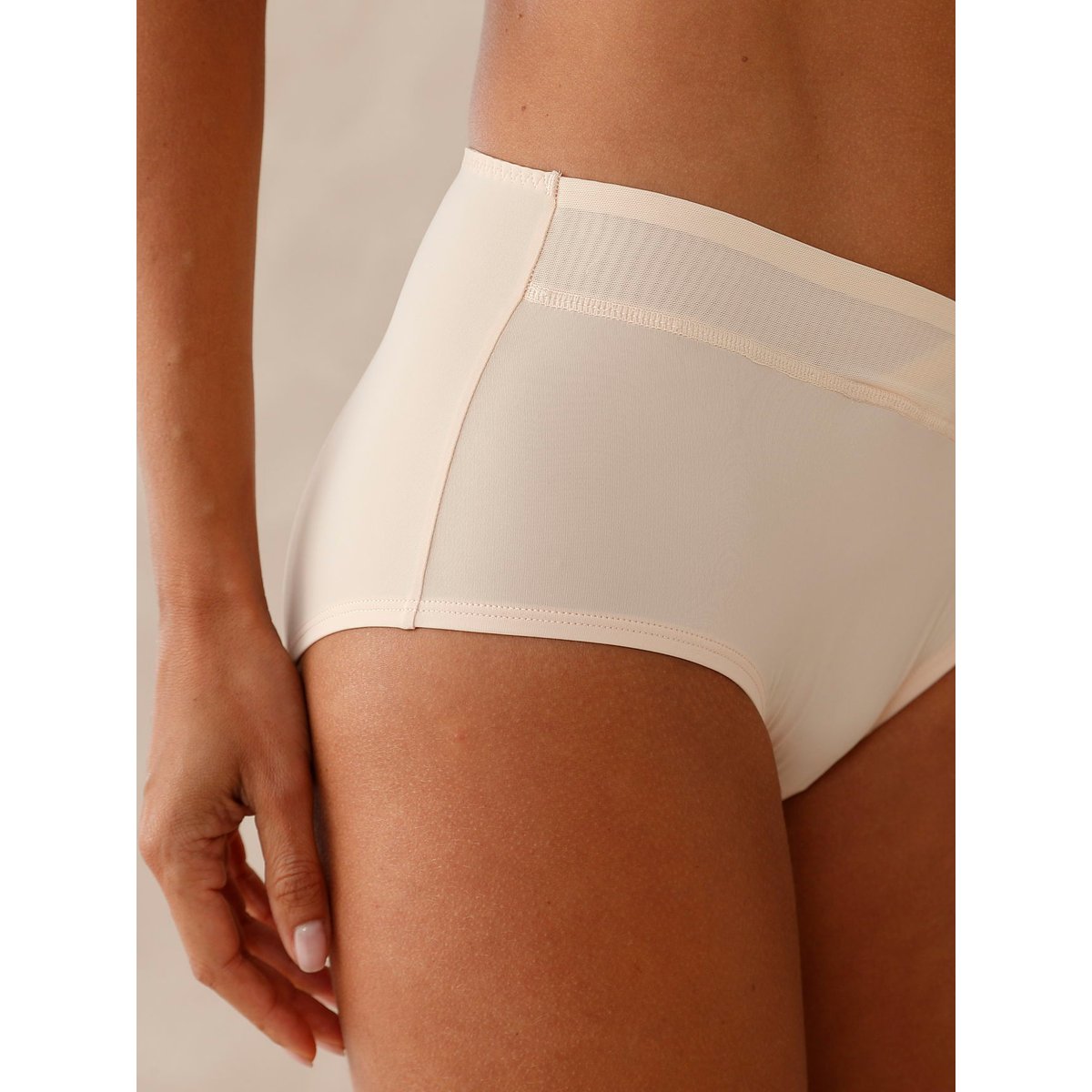 Culotte maxi incrustation de résille sable, DAXON