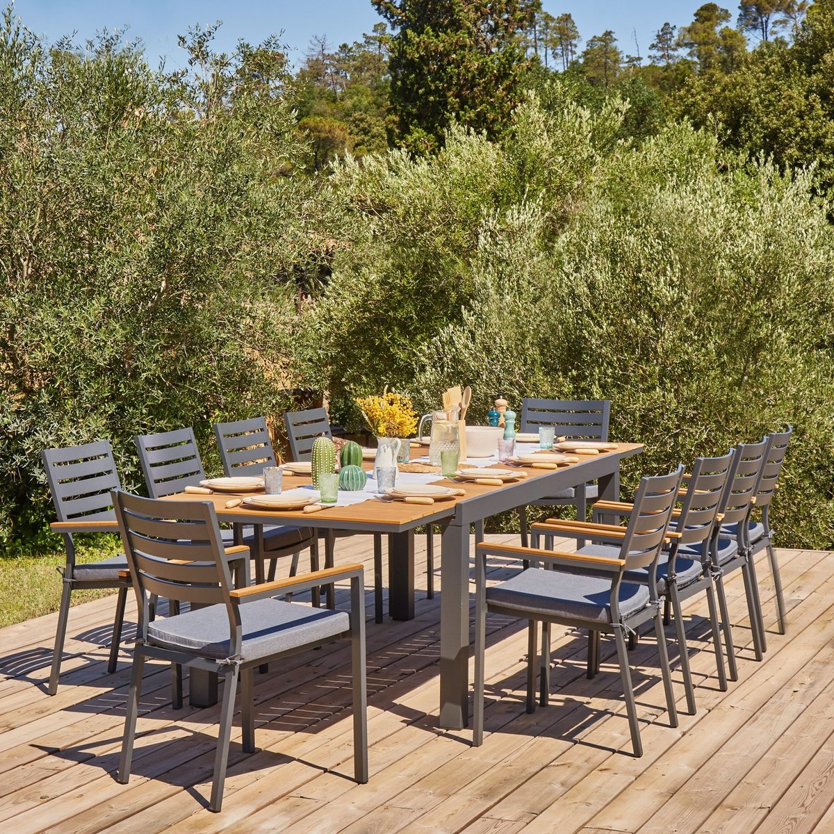 Salon de jardin, 6 chaises, OSAKA gris anthracite, DEFORA HOME