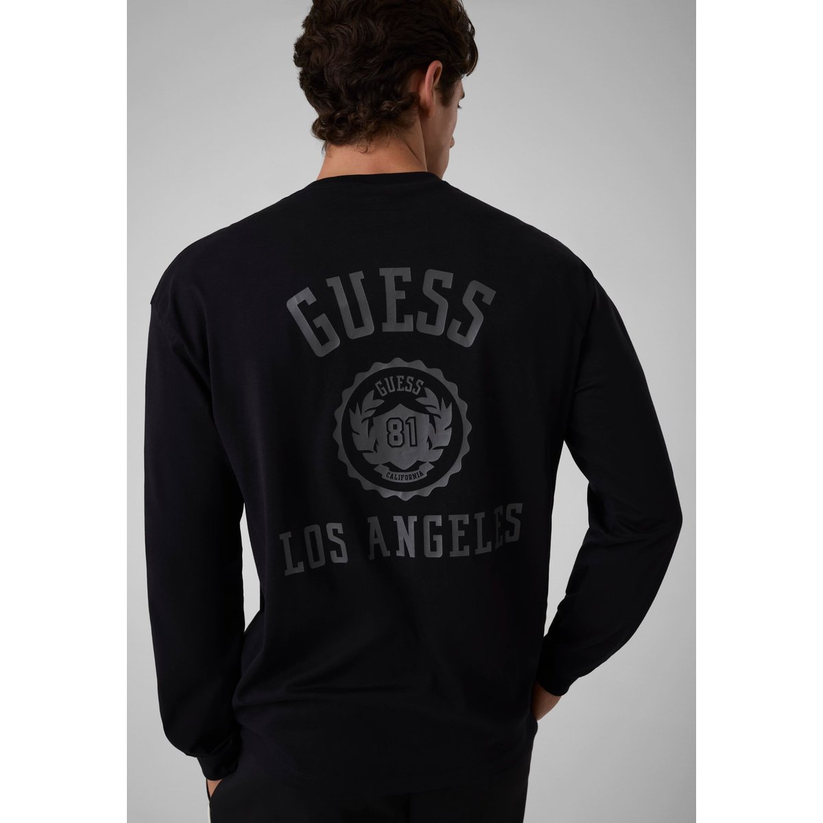 T-Shirt Coupe Décontractée noir, GUESS