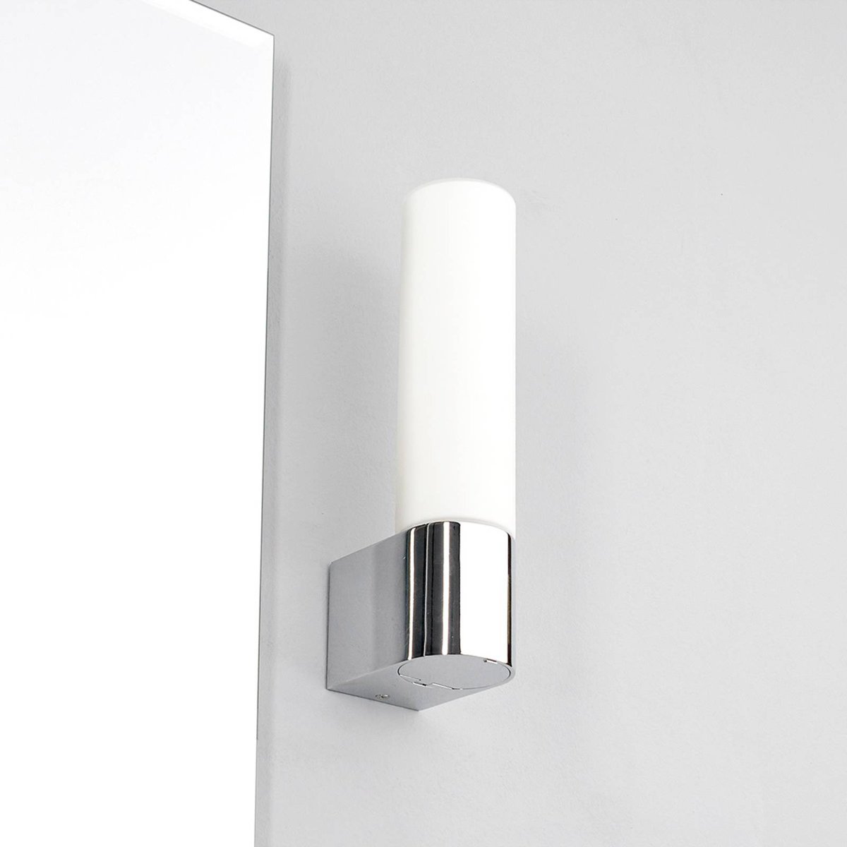 Applique en métal moderne, Melike blanc satiné, chrome, LINDBY