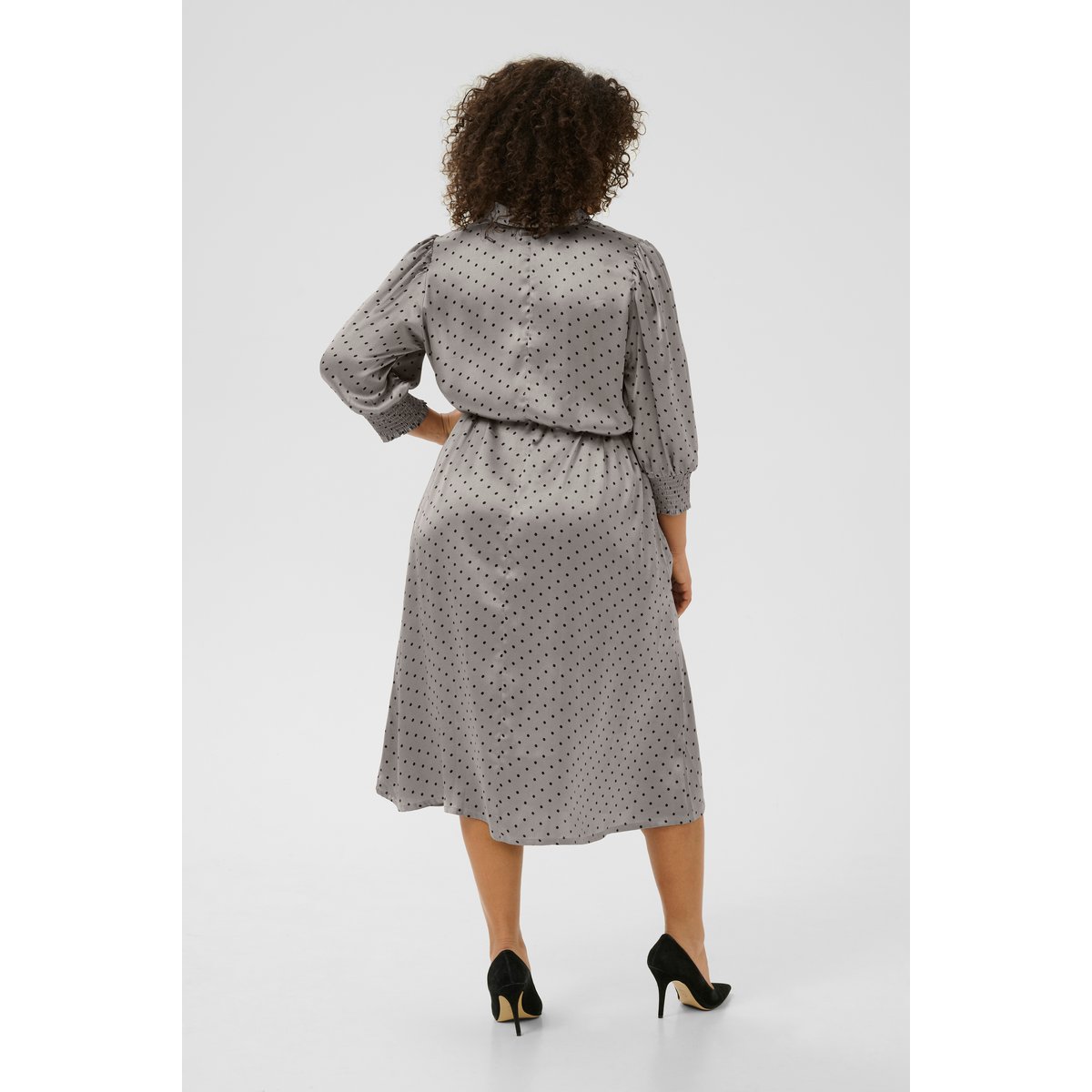 Dress gris steeple gray black dot, KAFFE CURVE