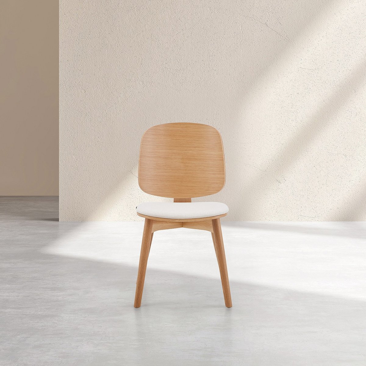 Lot de 2 chaises en tissu texturé et chêne massif crème, HABITAT