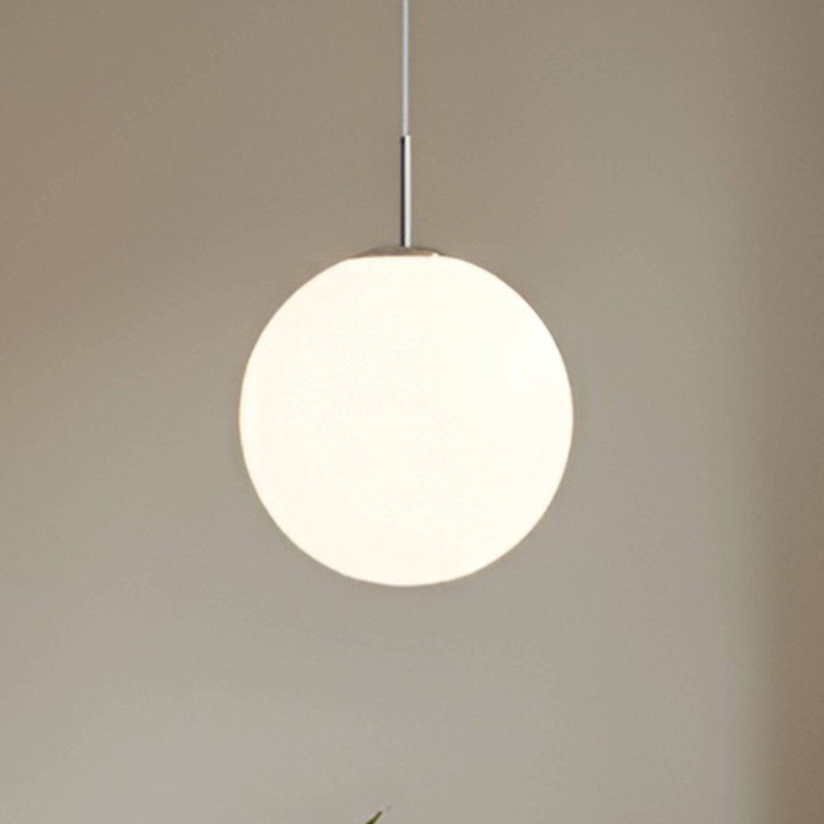 Suspension en verre moderne, Marike blanc, nickel satiné, LINDBY