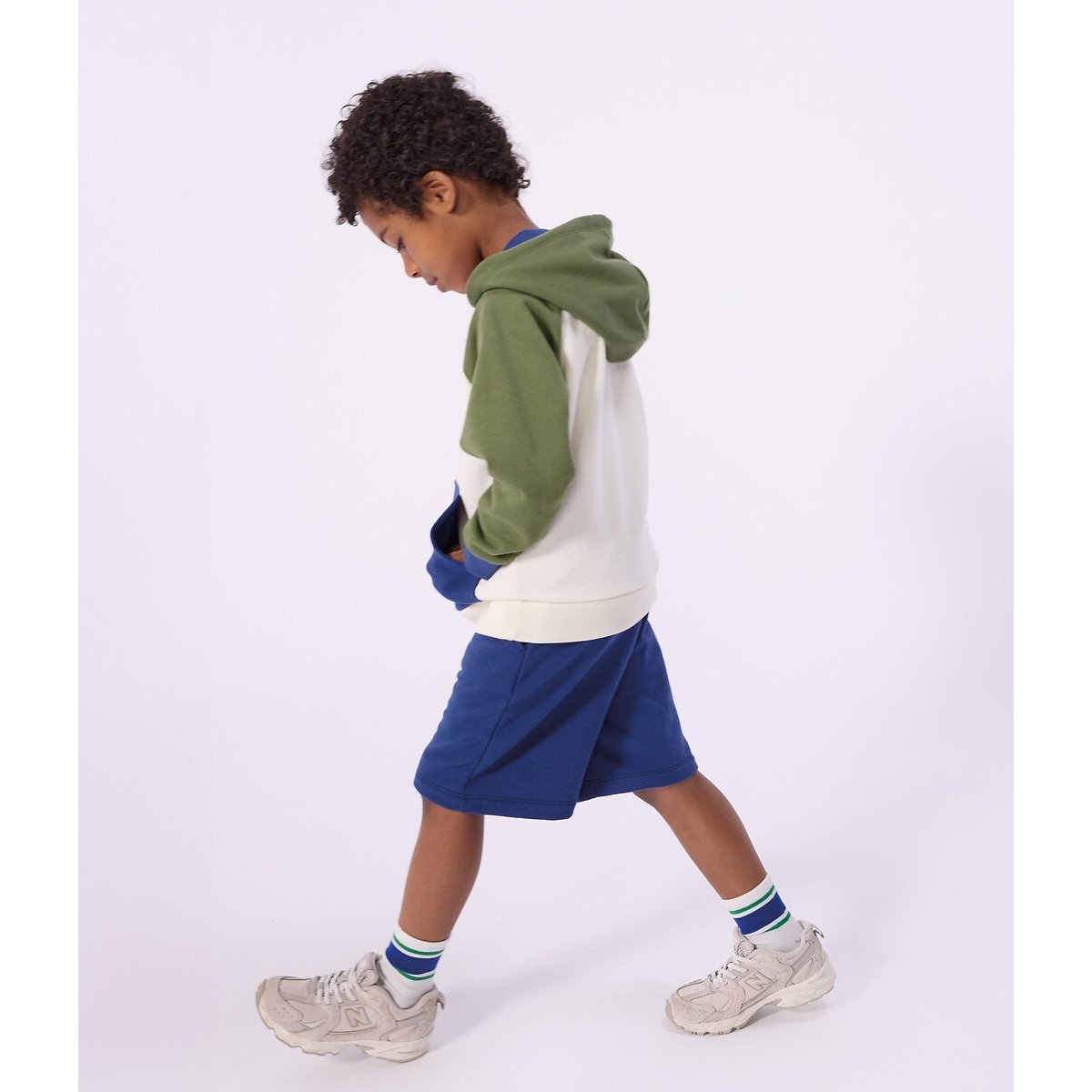 Sweat à capuche en molleton bleu marine/écru/vert, PETIT BATEAU