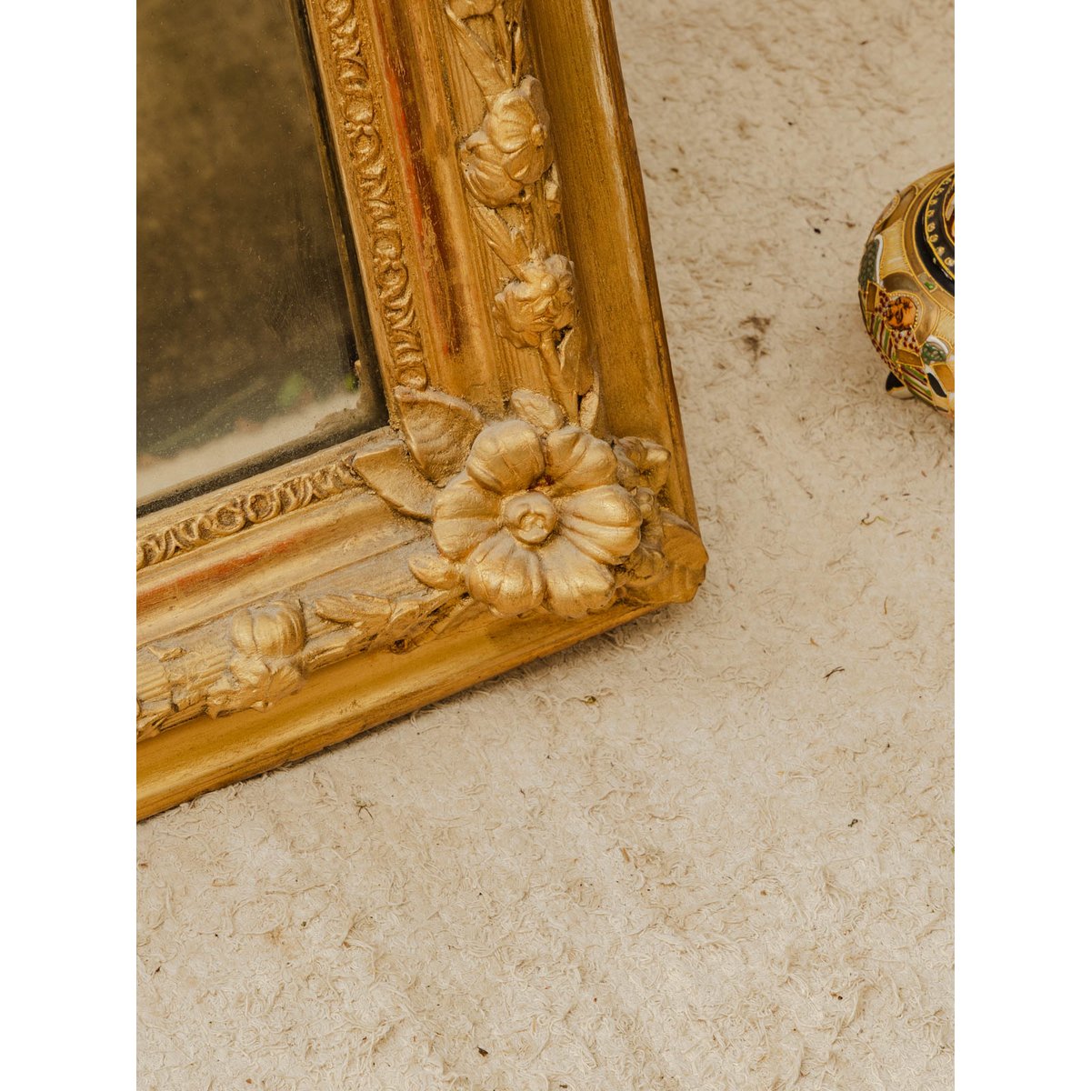 Grand miroir en résine dorée Georges N°1502 - Bon état doré, DEBONGOUT
