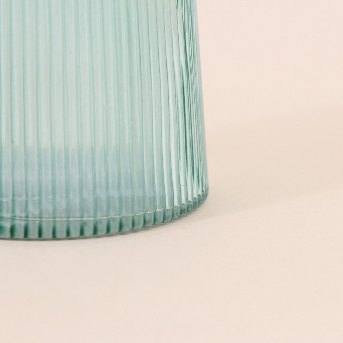 Bougeoir en verre strié 23cm vert, ORNAMI
