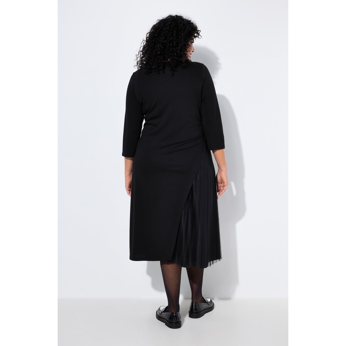 Robe midi en jersey, empiècement plissé noir, ULLA POPKEN