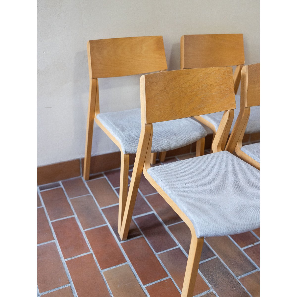 Lot de 4 chaises chêne clair Alma N°1793 - Bon état beige, DEBONGOUT