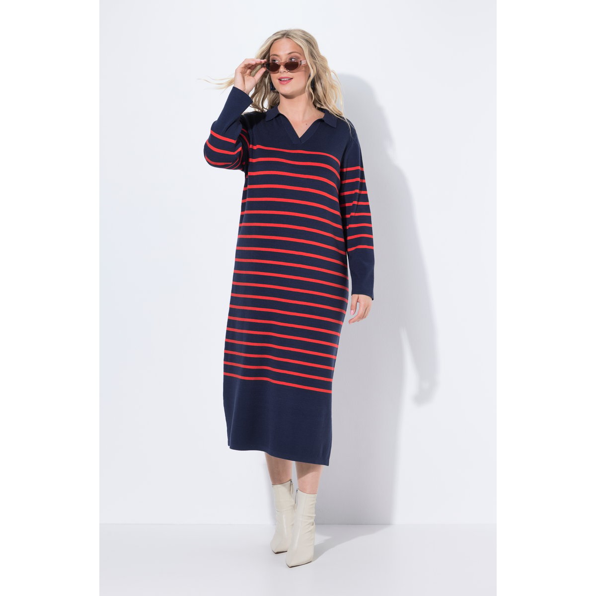 Robe midi en maille, col et encolure en V marine, ULLA POPKEN