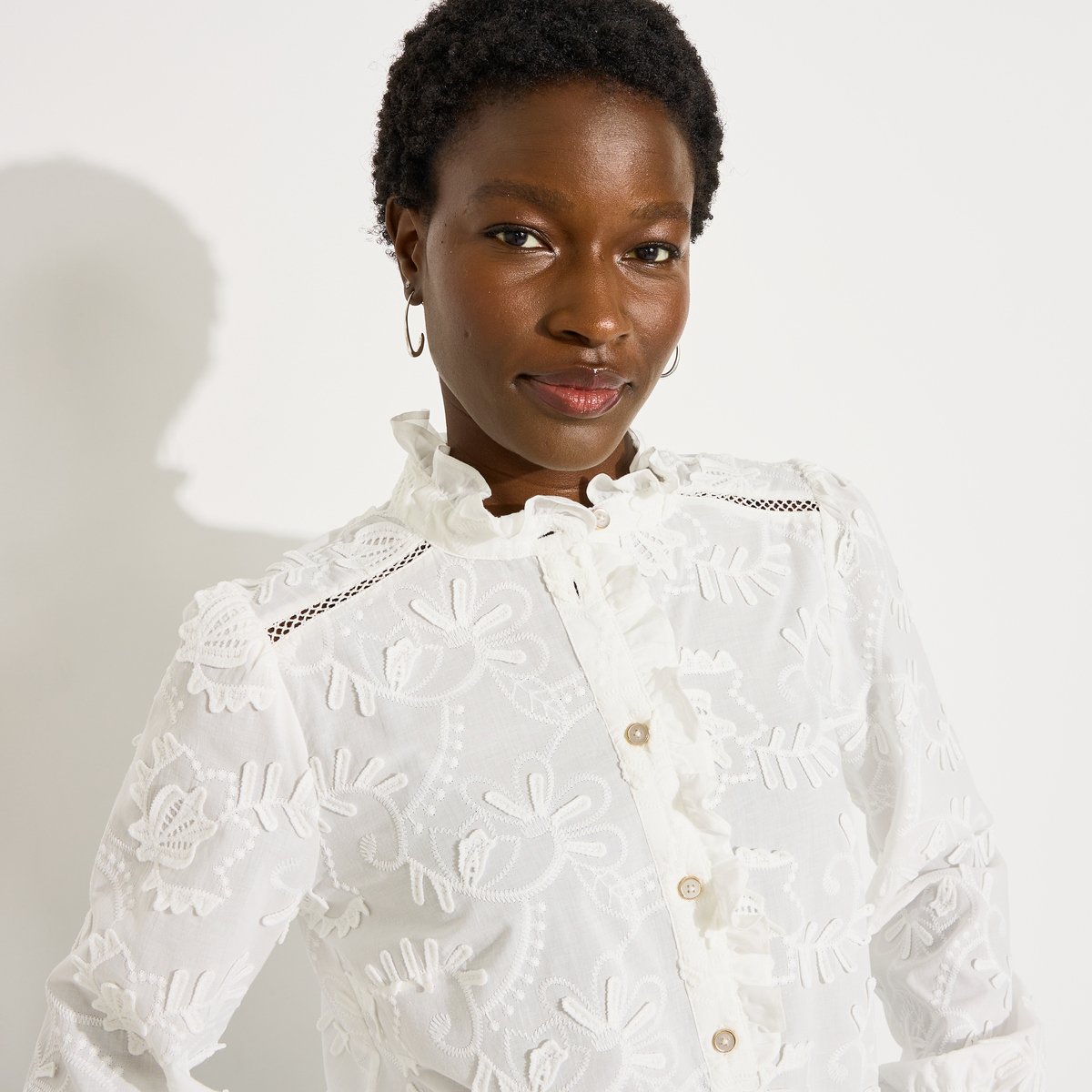 Blouse broderie anglaise col haut blanc cassé ecru, GRAIN DE MALICE