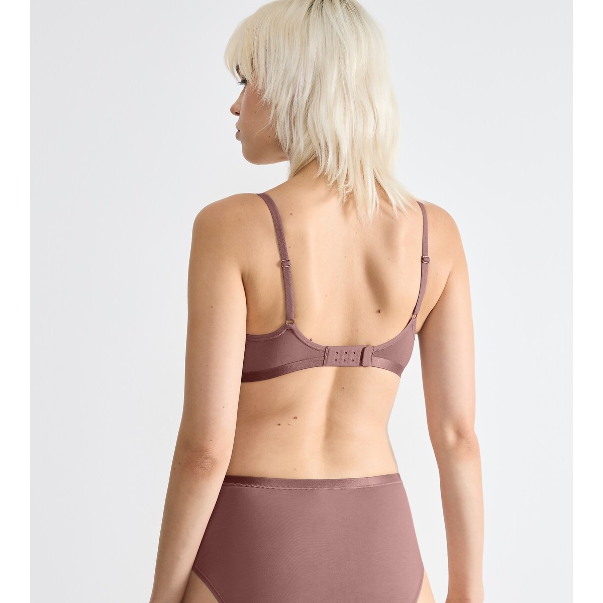 BH zonder beugels Go Daily Cotton cacao, SLOGGI