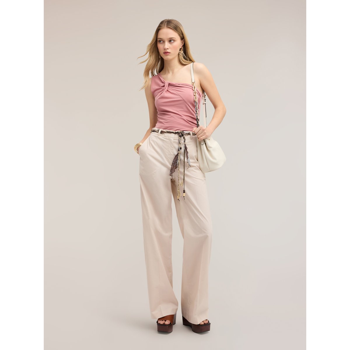 Pantalon palazzo avec ceinture. beige, MOTIVI