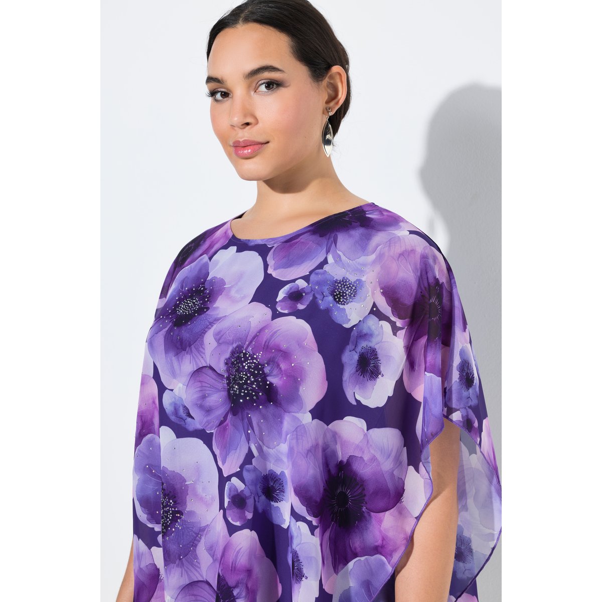 Blouse à fleurs en mousseline doublée violet, ULLA POPKEN