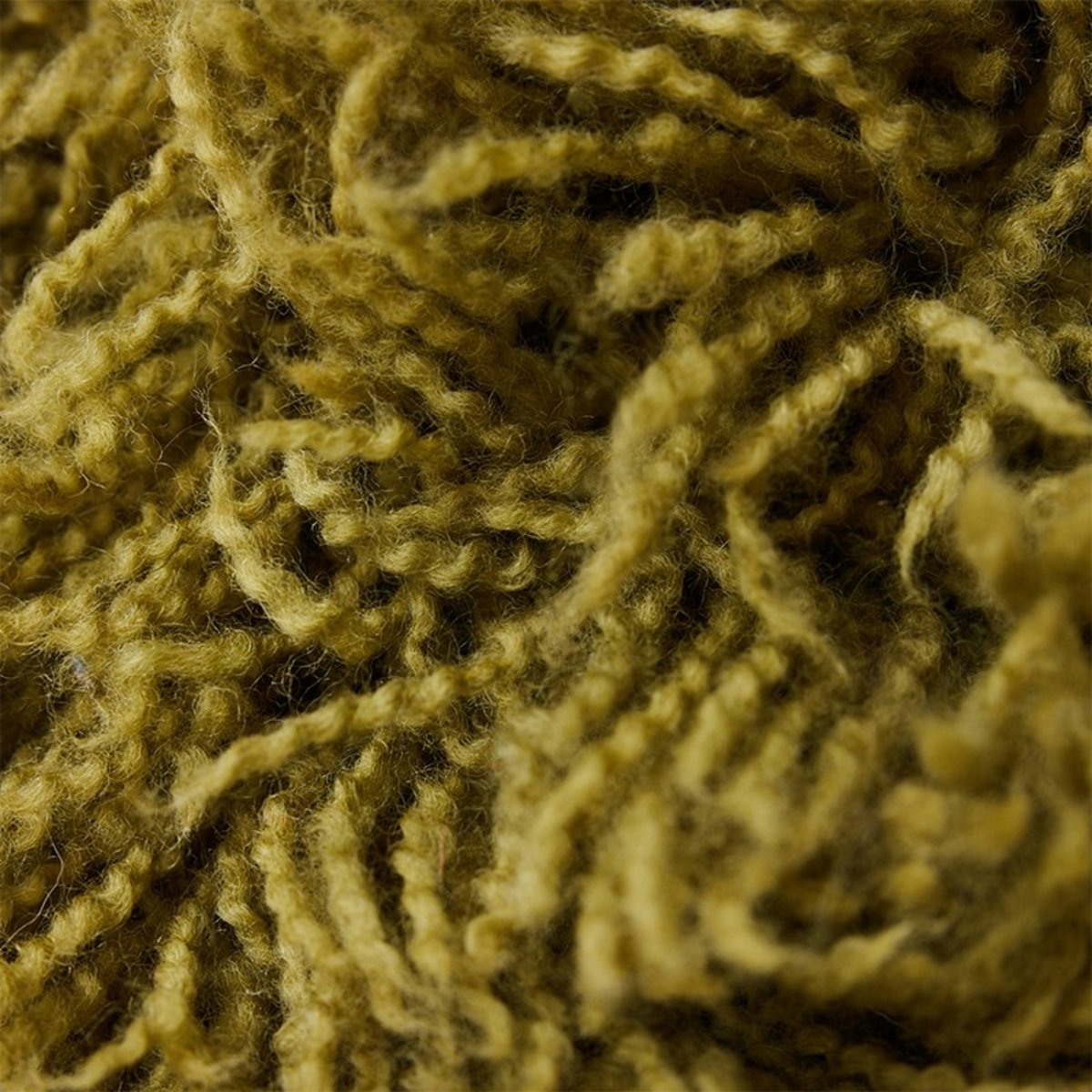 Grand coussin laine poile long HK living Fluffy vert olive, HKLIVING