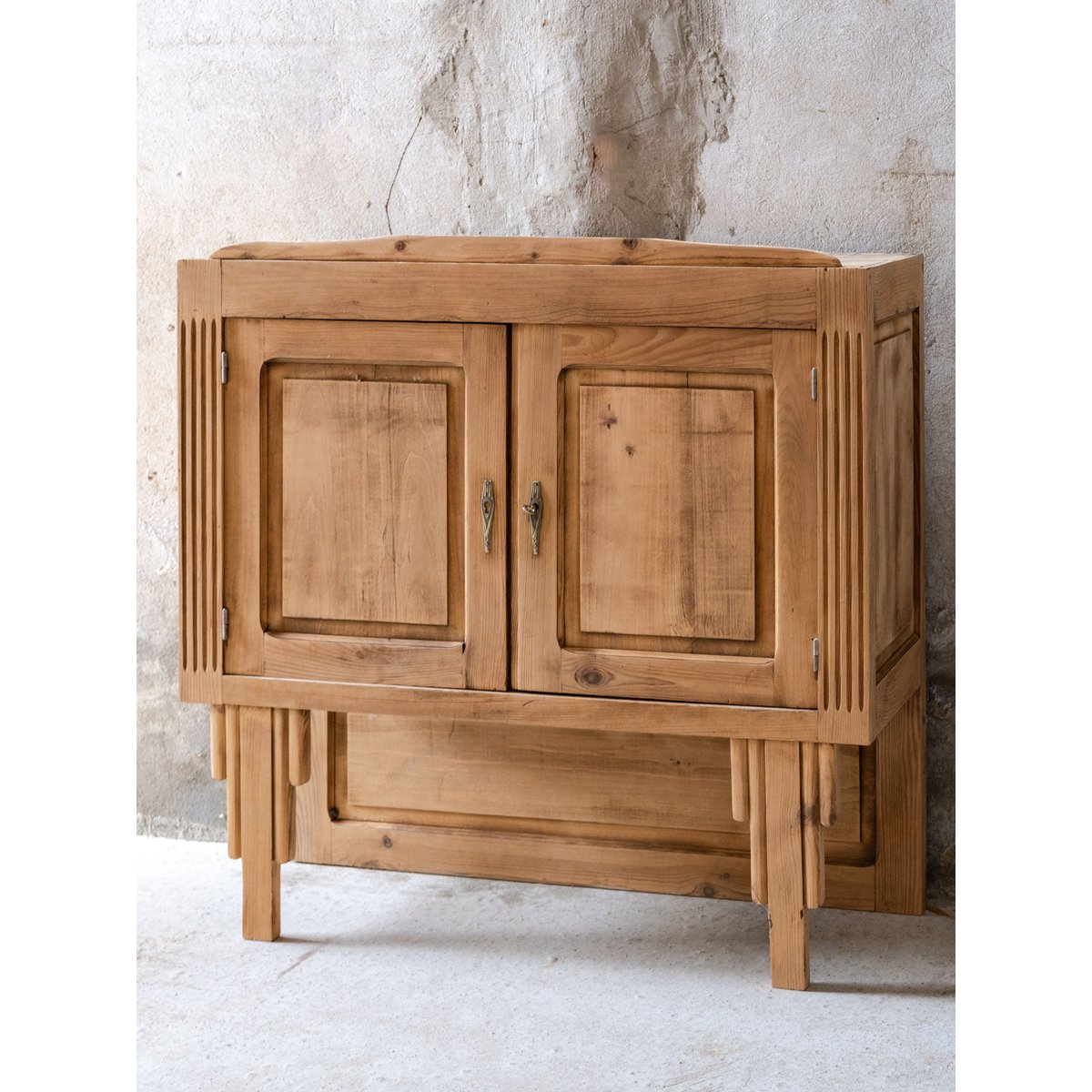 Petit buffet Art déco en bois clair Gilbert N°1875 - Bon état bois clair, DEBONGOUT