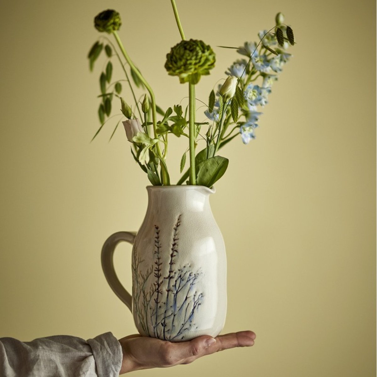 Carafe grès peint motif floral BEA écru, BLOOMINGVILLE