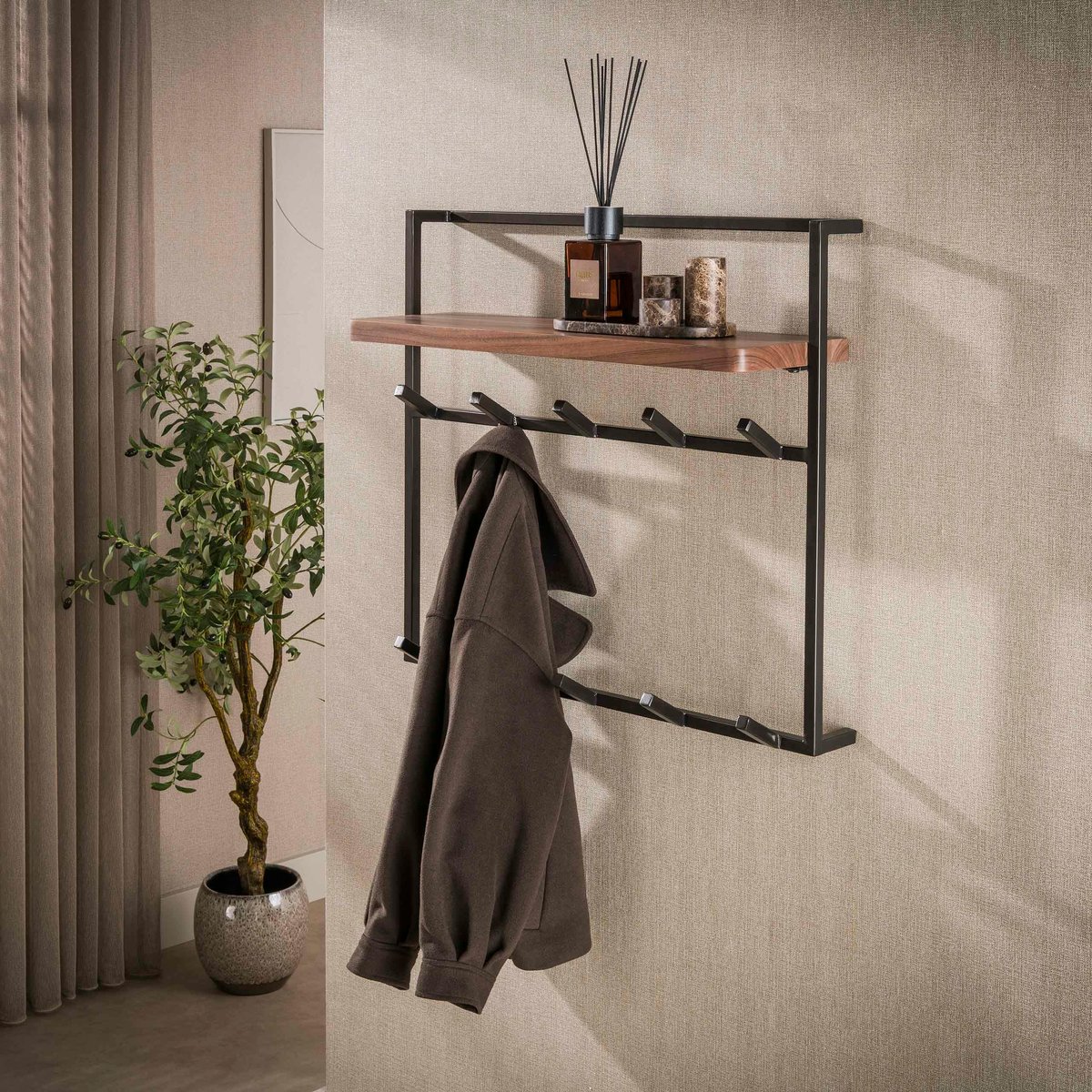 Portemanteau mural 1 étagère bois massif 10 crochets NAKO marron, PIER IMPORT