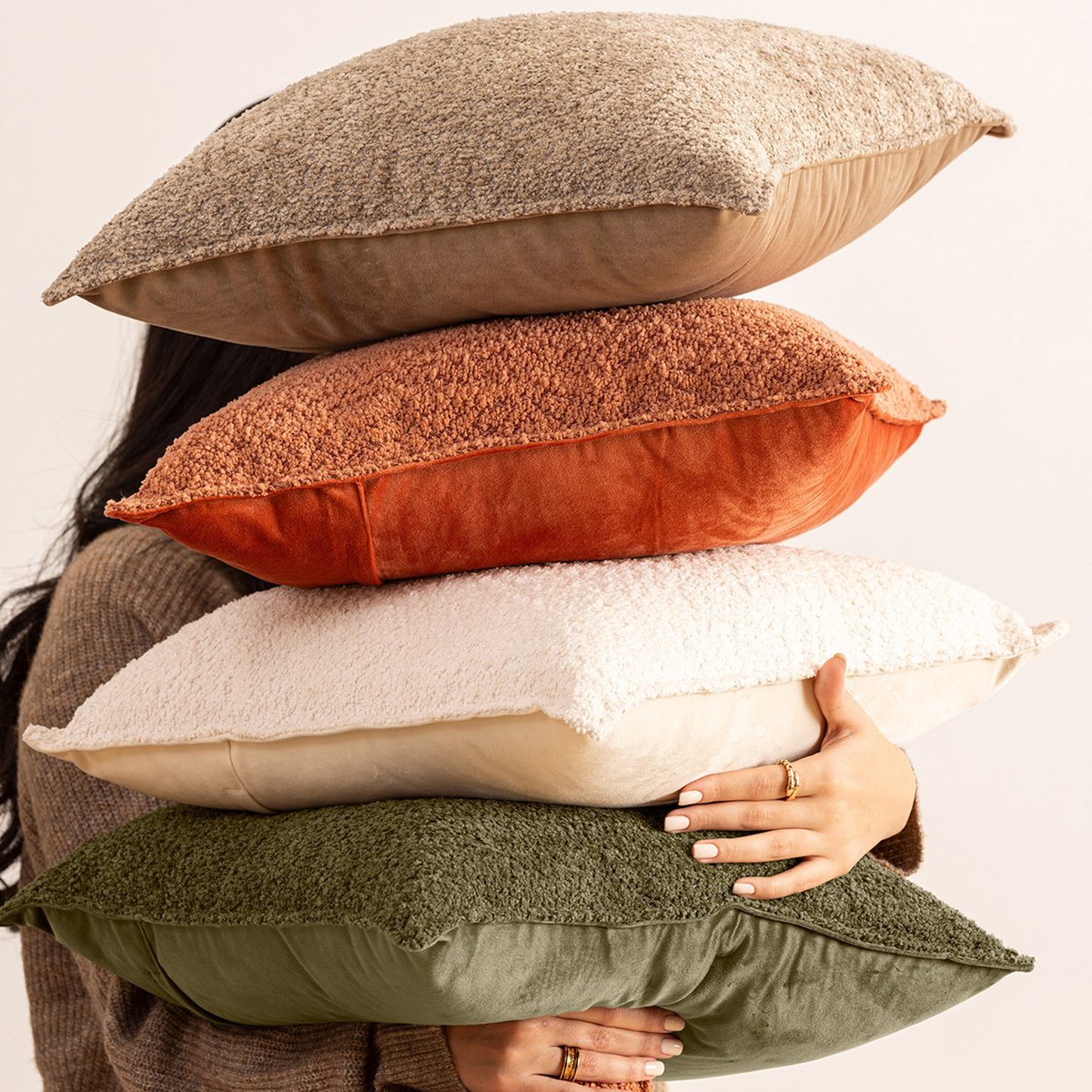 Coussin déhoussable en bouclette SOANA terracotta, ATMOSPHERA