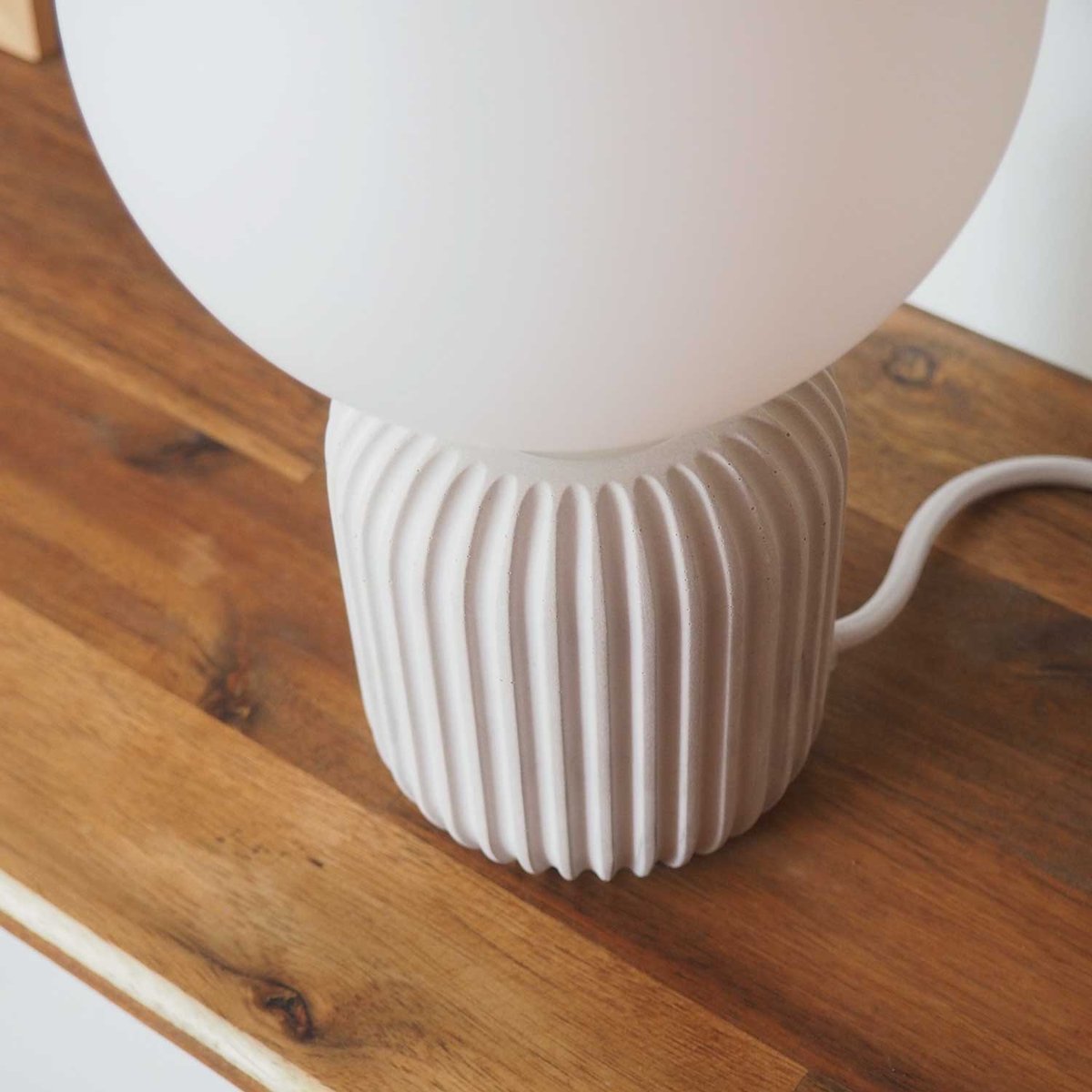 Lampe à poser béton - FROUFROU blanc, GONE'S