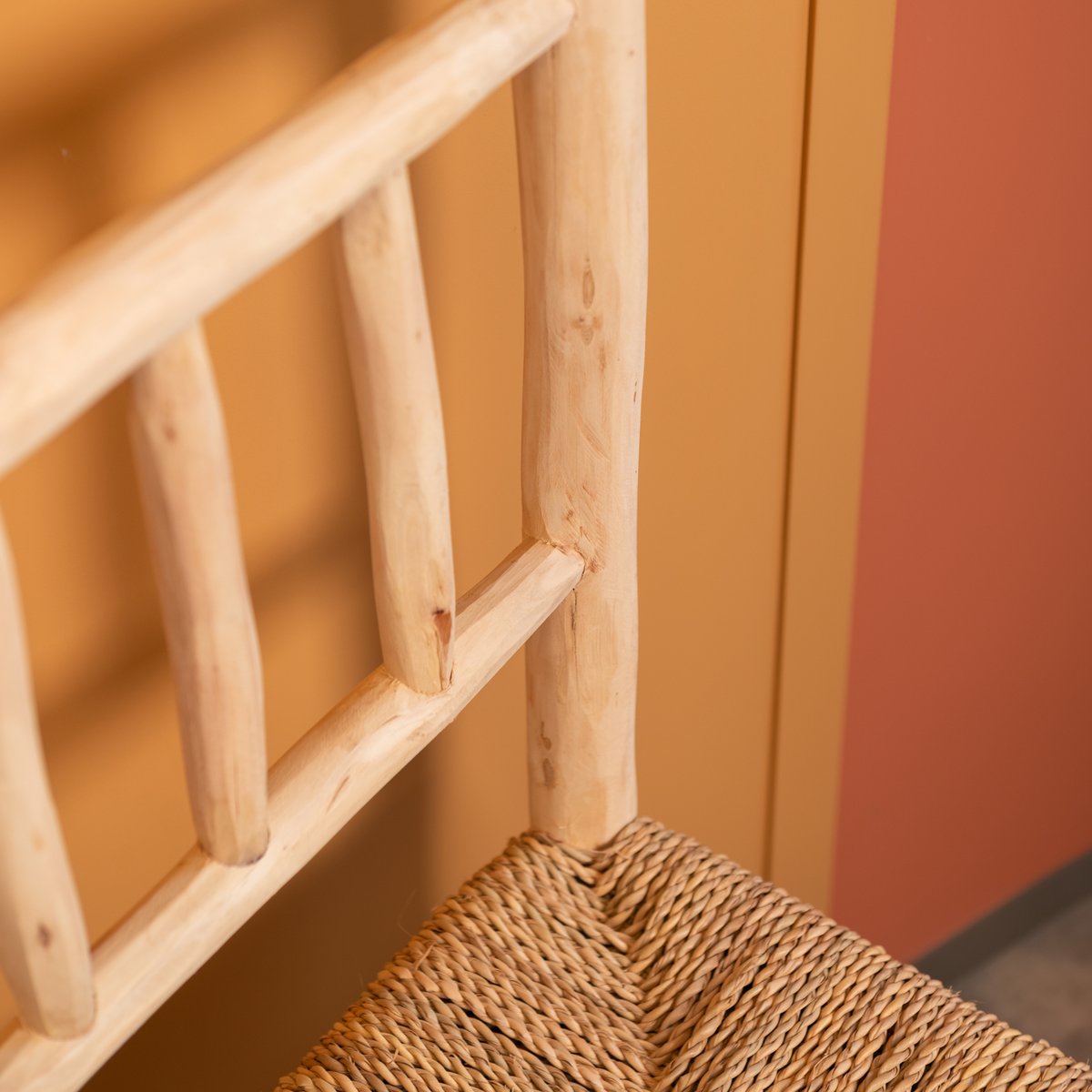 Chaise en bois de laurier et doum naturel, HOME MAISON