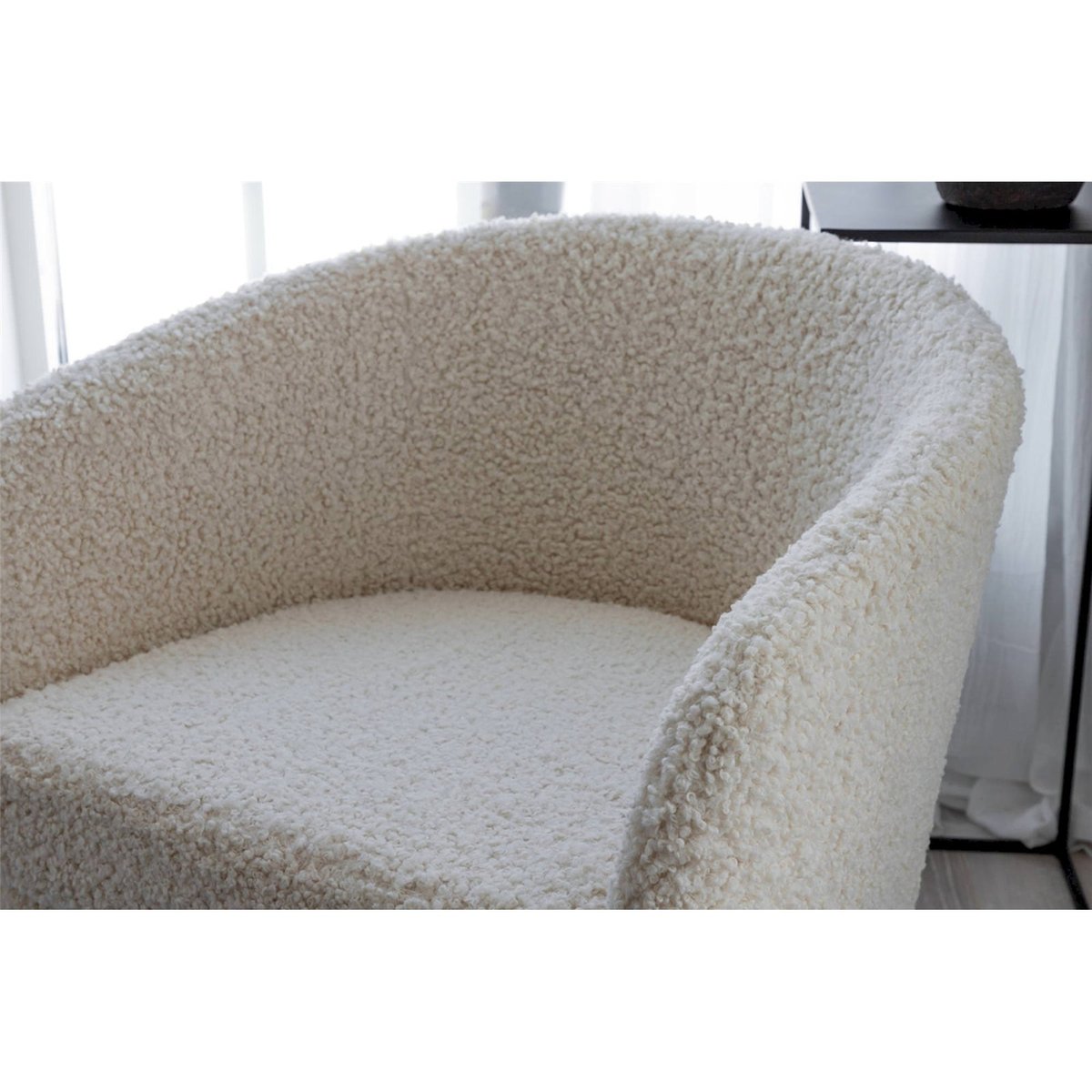 Fauteuil bouclette collection CANATENDY blanc bouclette et noir, RECOLLECTION