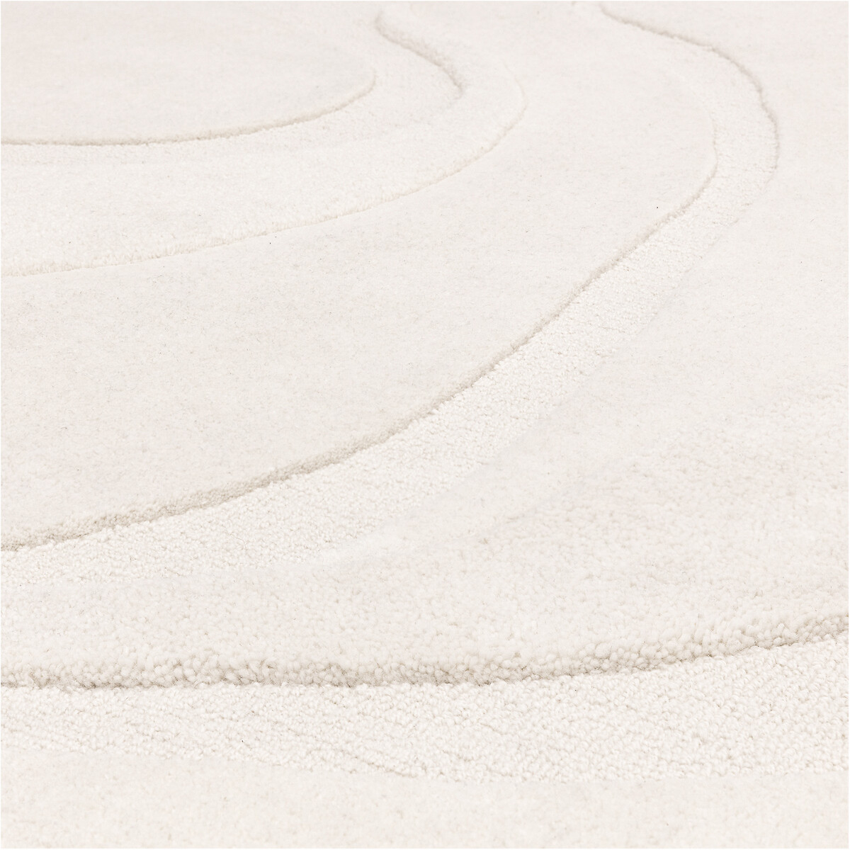 Premium Swirl Shapes Carved Rug in 100% Wool cream, ÉDITÉ