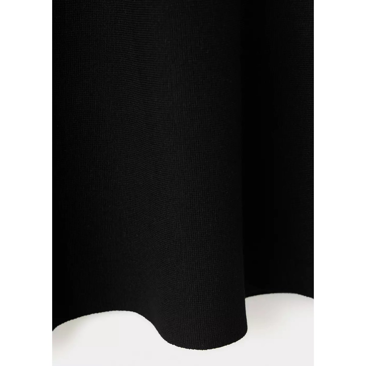 Robe maille fine évasée noir, MANGO