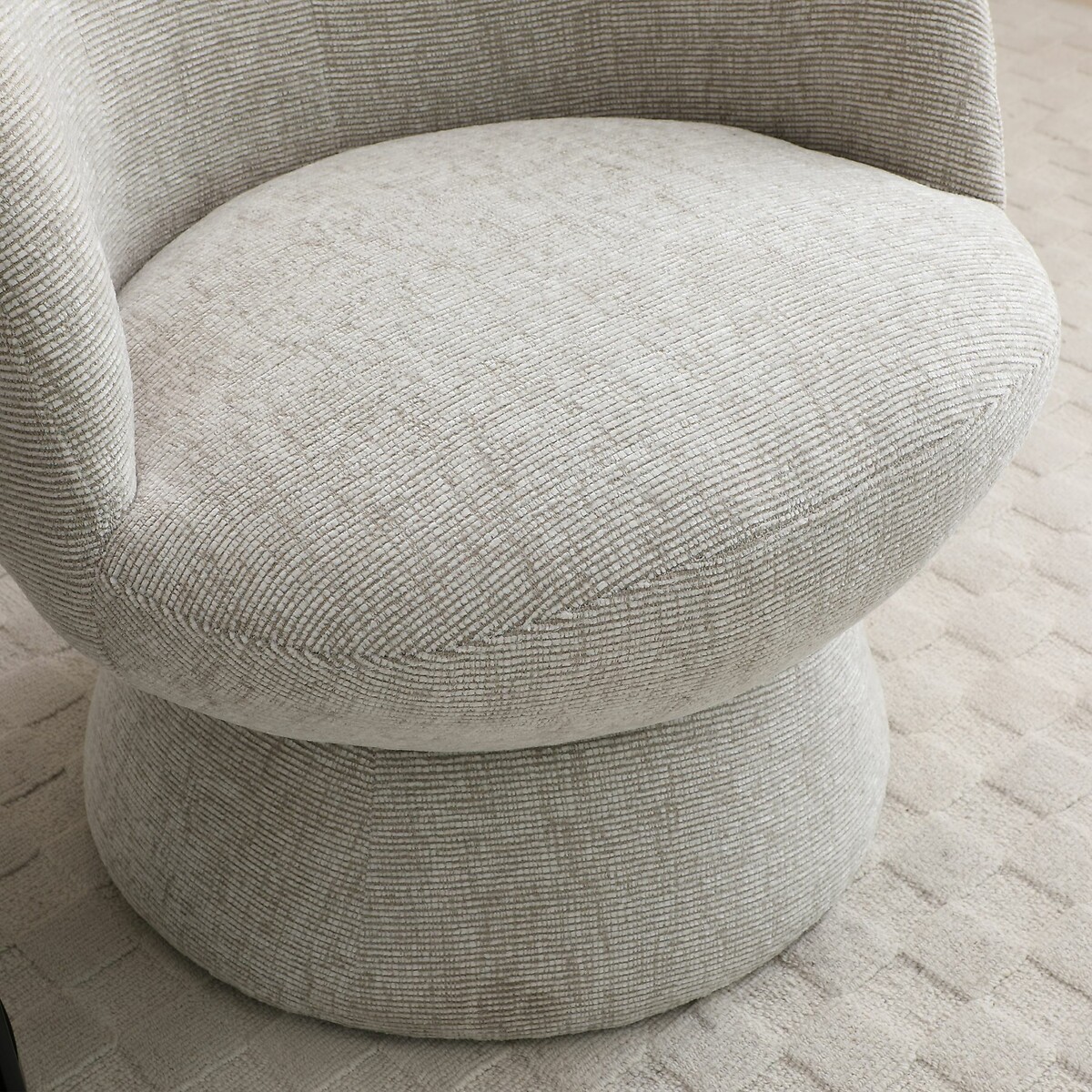 Flora Chenille Swivel Chair natural, SO'HOME