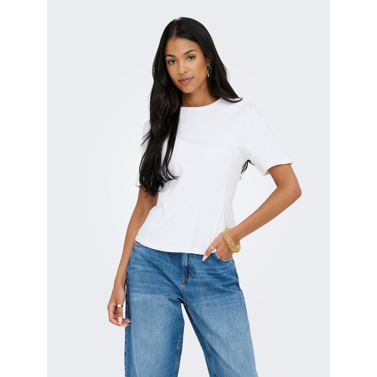 Top white, JDY