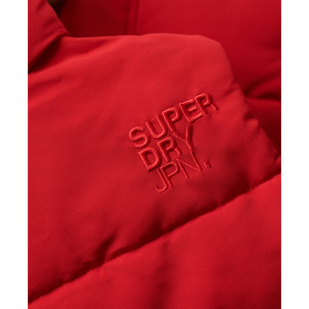 Doudoune sans manches à imitation fourrure Everest rouge universitaire, SUPERDRY