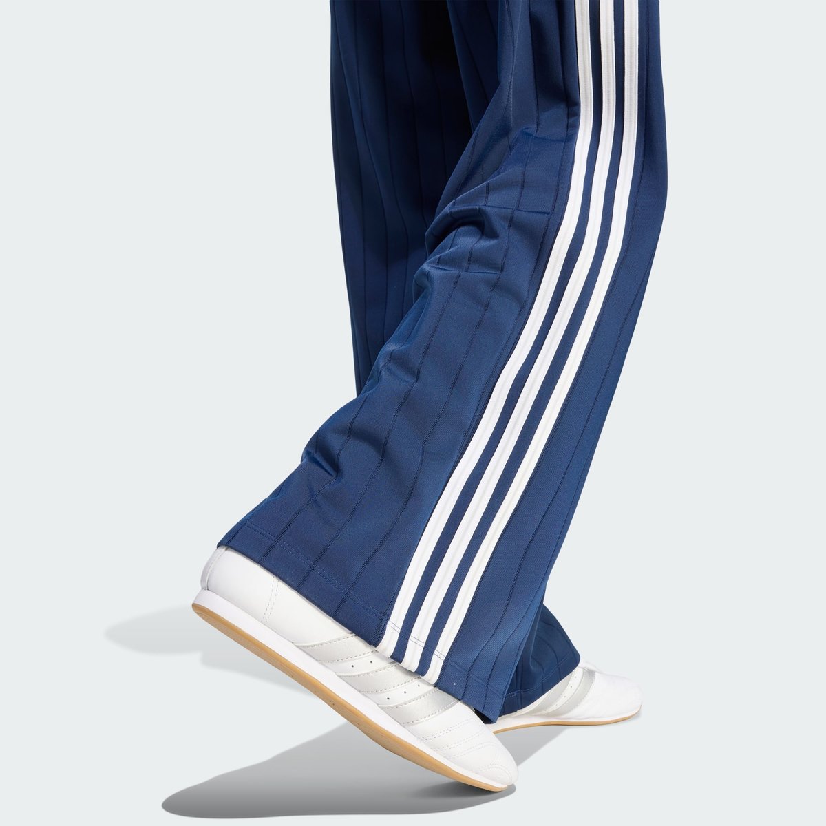 Pantalon De Survêtement Ample Fines Rayures Firebird Pantalon De Survêtement Ample Fines Rayures Firebird night indigo / white / grey two, adidas Originals
