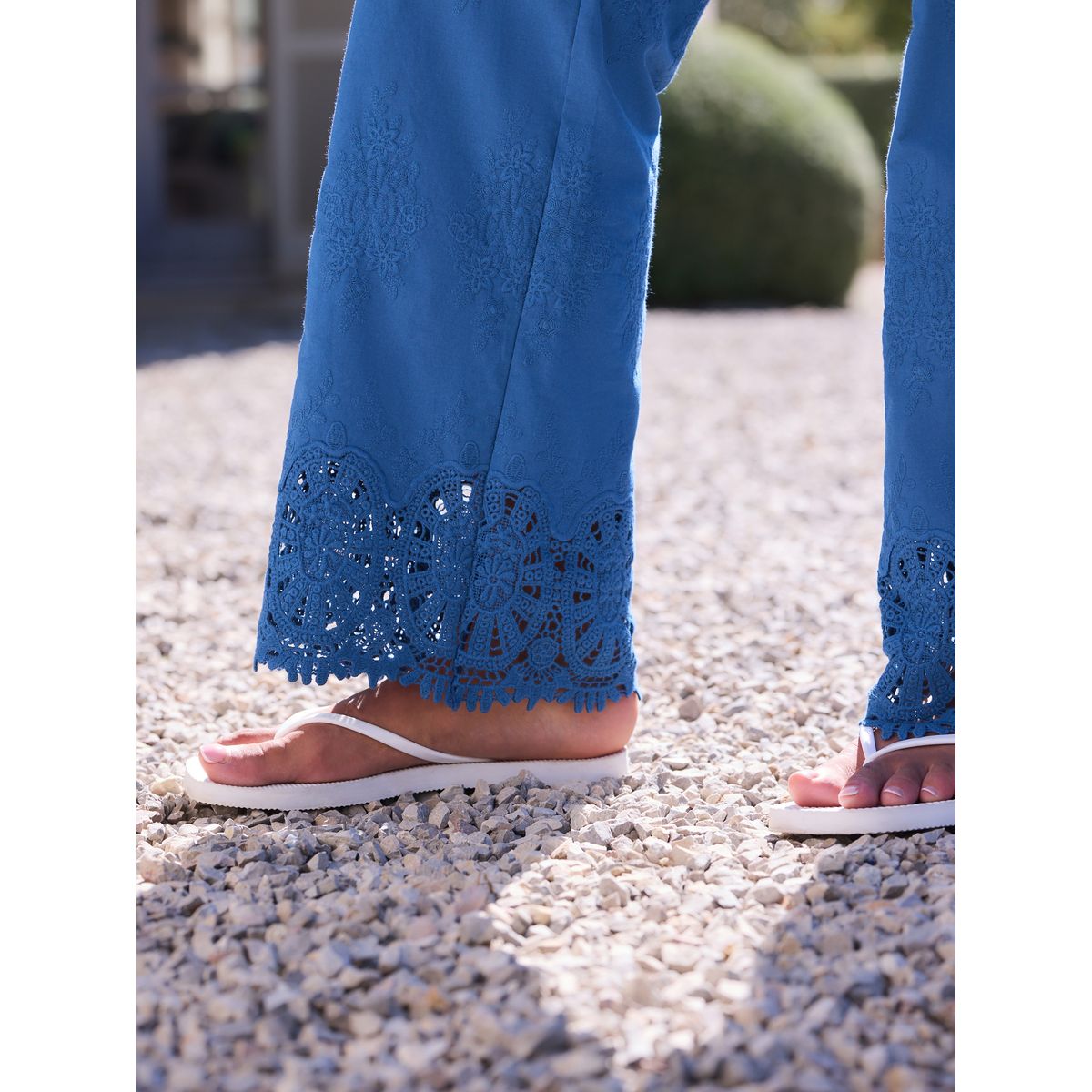 Pantalon large à bordure en crochet bleu, NEXT