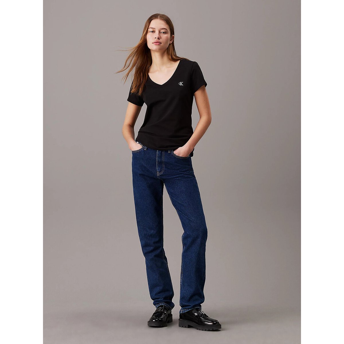 T-shirt scollo a v maniche corte nero , CALVIN KLEIN JEANS