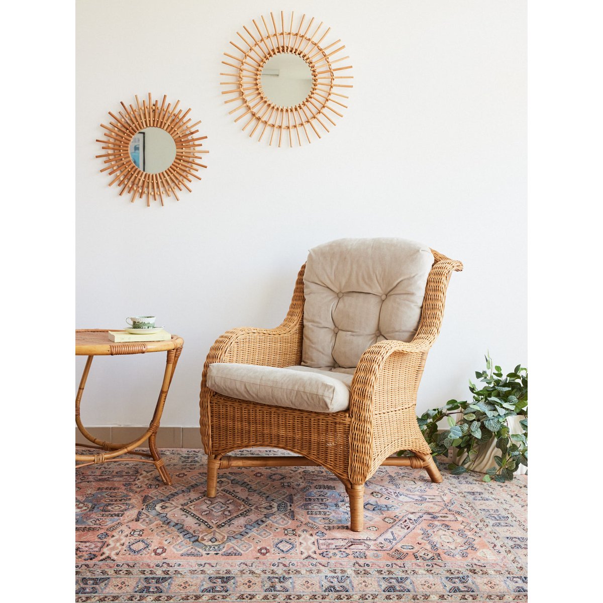 Fauteuil en osier vintage Ernest N°1044 - Bon état bois clair, DEBONGOUT