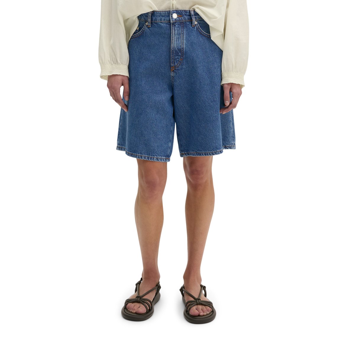Short en jean large en mélange de coton organique et de lyocell bleu moyen, MARC O'POLO