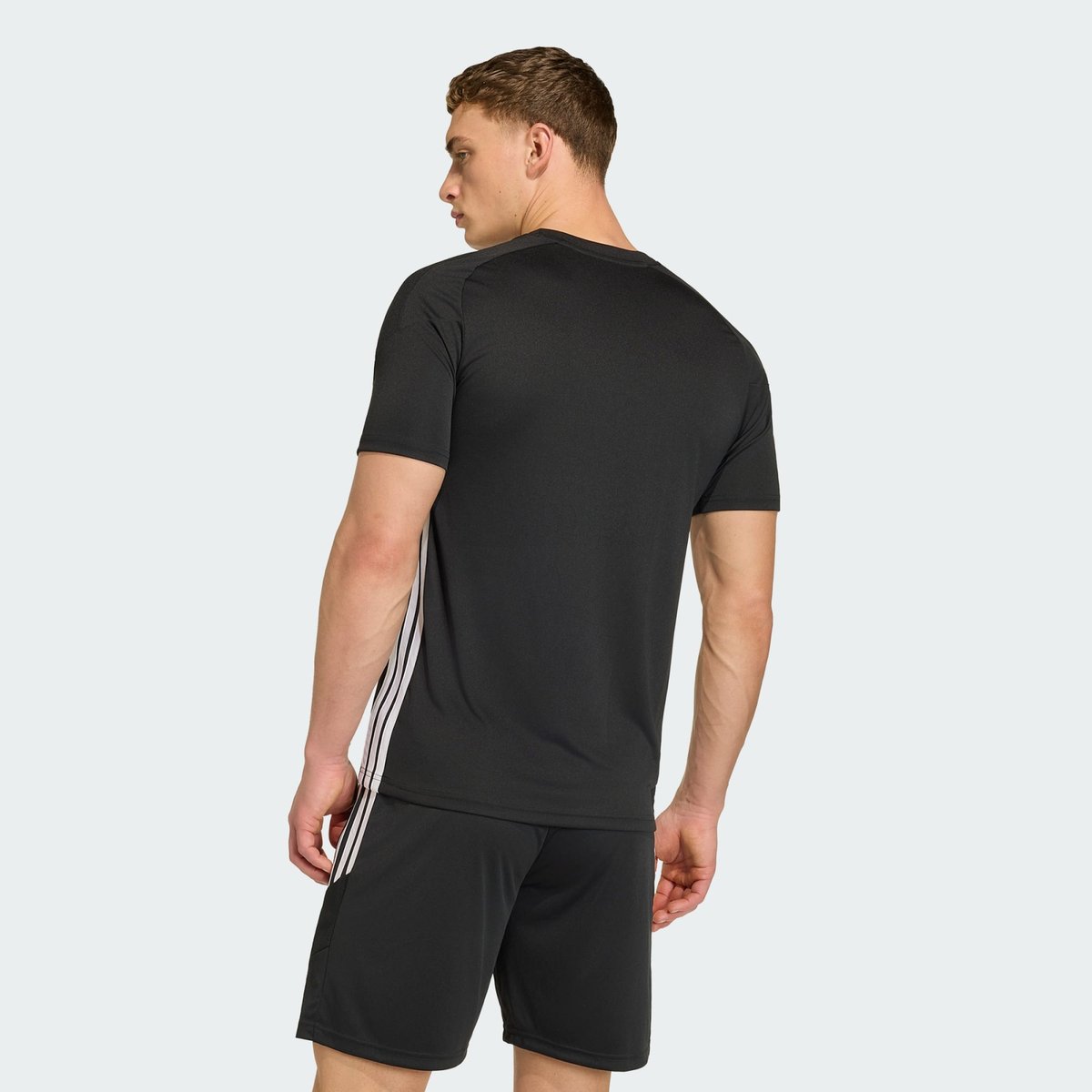 T-shirt de football, slim fit, en jersey, TIRO 26 ESSENTIALS black / black / white, adidas Performance