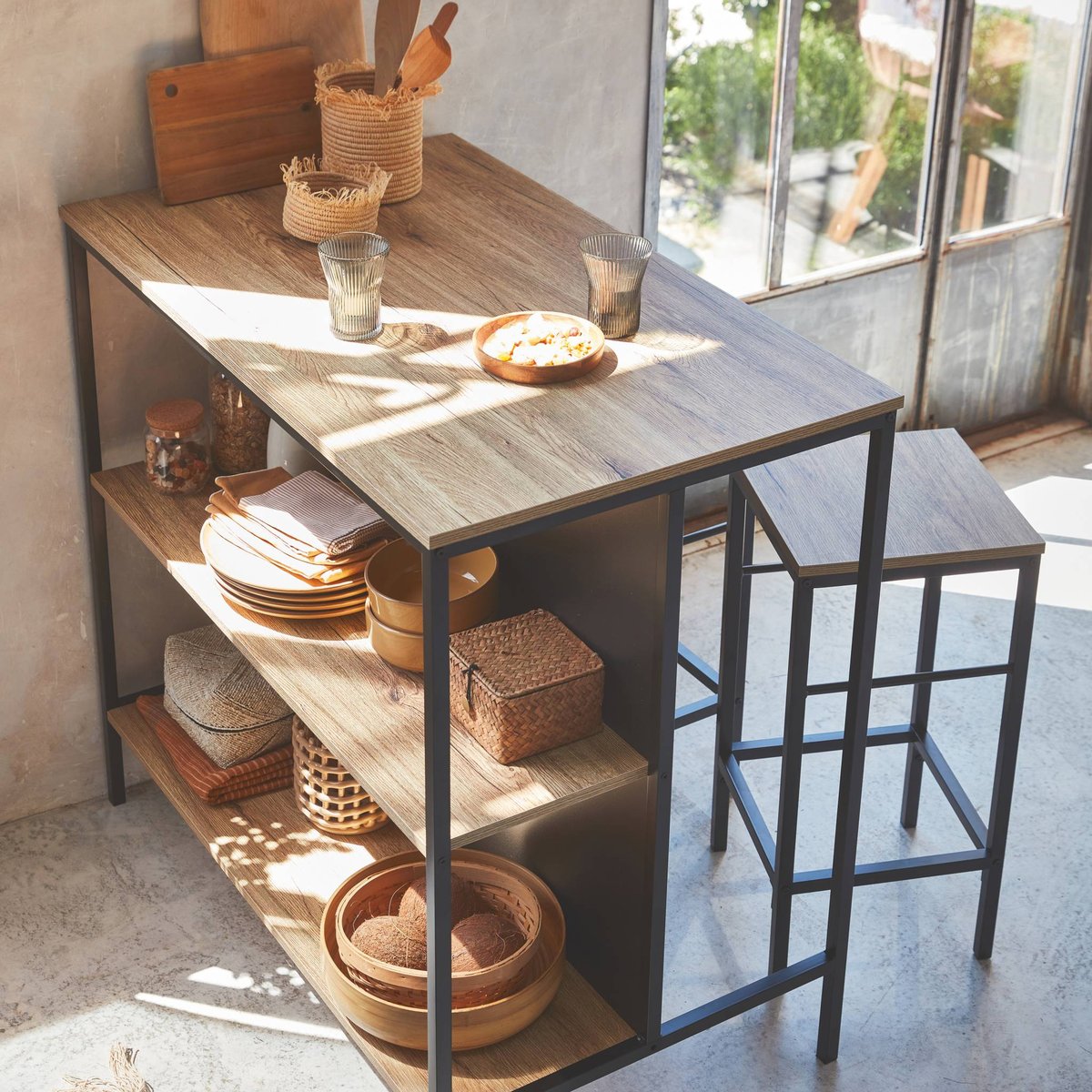 Table haute décor bois et métal avec 2 étagéres 2 tabourets LOFT naturel, SWEEEK