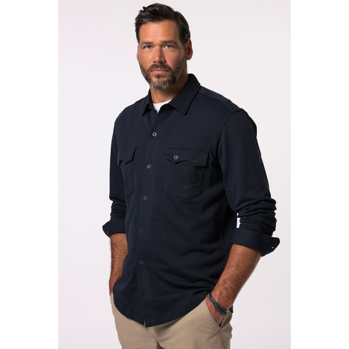 Chemise en molleton. Col Kent et bleu marine, JP1880